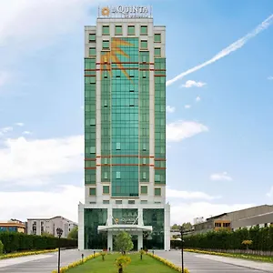 La Quinta By Wyndham Gunesli 5* Estambul